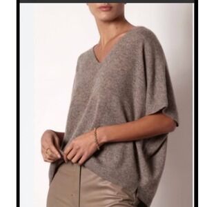Brochu Walker The Ophi 100% Cashmere Vee Sweater medium quiet luxury oversized